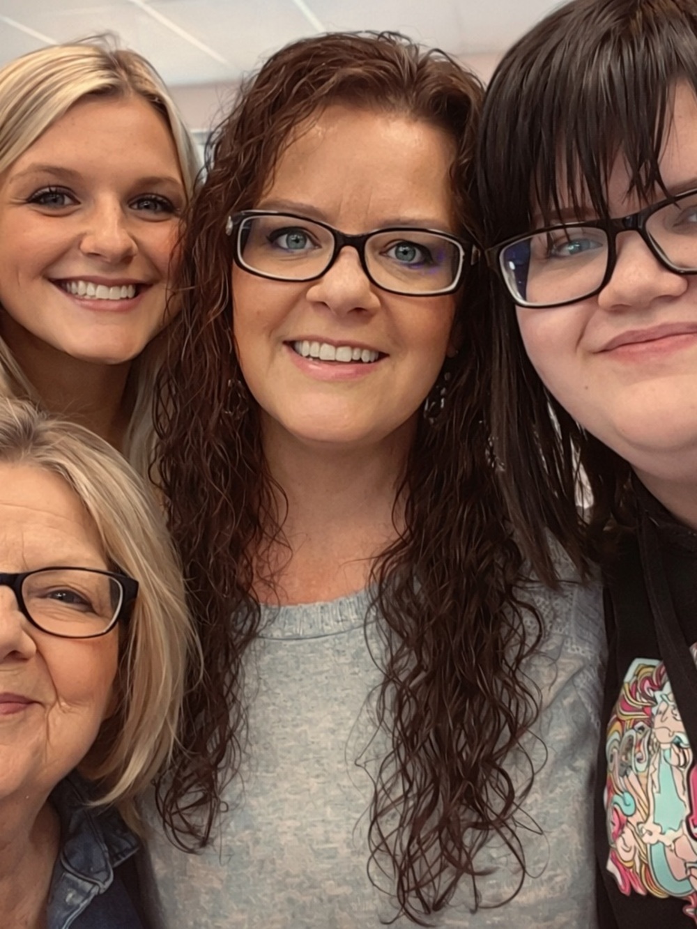 Meet your Posher, Paula